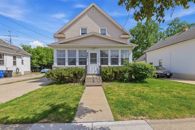 /international/us/940-w-6th-avenue-oshkosh-wi-110108498987/
