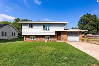 /international/us/605-s-walnut-st-south-hutchinson-ks-110119700955/