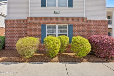 /international/us/1604-willoughby-park-court-wilmington-nc-110106959449/