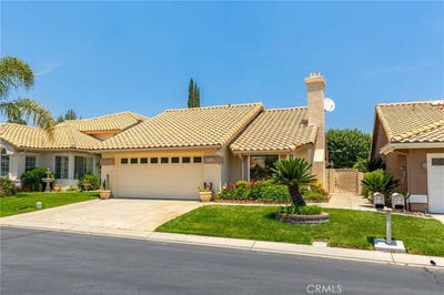 /international/us/6359-cherry-hill-avenue-banning-ca-110098546951/