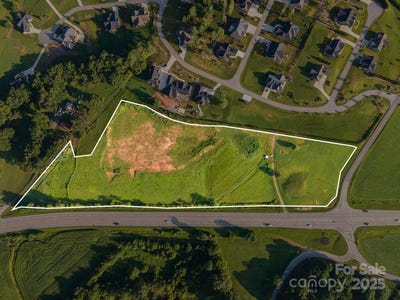 /international/us/999999-boylston-highway-mills-river-nc-110100899369/