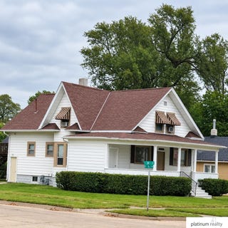 /international/us/746-w-9-street-fremont-ne-110110367351/