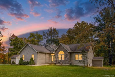 /international/us/576-burlingham-road-bloomingburg-ny-110120577918/