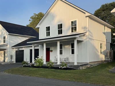 /international/us/25-magnolia-lane-gardiner-me-110094038666/?lang=zh-cn