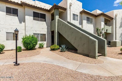 /international/us/1825-w-ray-road-chandler-az-110106055291/