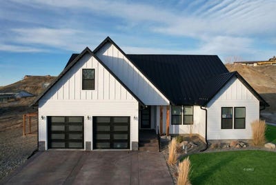 /international/us/211-georgetown-dr-glendive-mt-110108219146/