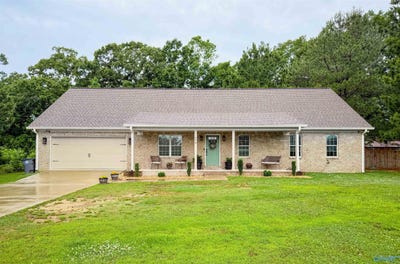 /international/us/638-county-road-487-moulton-al-110108357389/