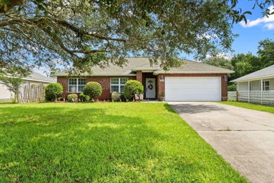 /international/us/8270-segura-street-navarre-fl-110109101557/