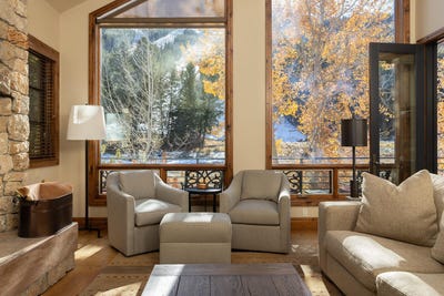 /international/us/221-picabo-street-ketchum-id-110100049286/