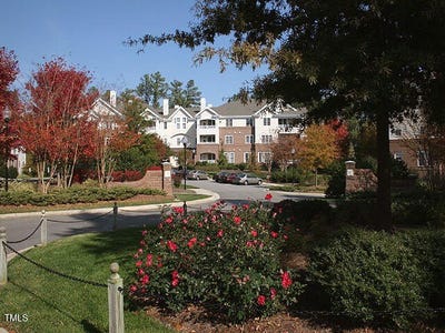 /international/us/108-201-northbrook-drive-raleigh-nc-110101478597/