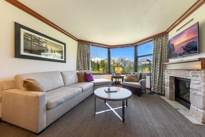 /international/us/400-resort-road-olympic-valley-ca-110108194822/