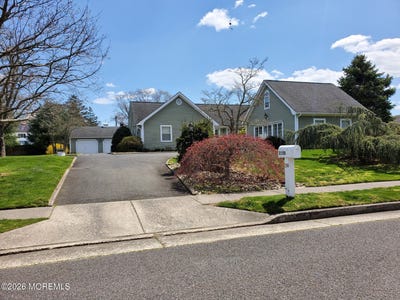 /international/us/2150-gregory-place-sea-girt-nj-110108986577/
