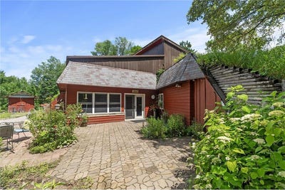 /international/us/12010-253rd-avenue-nw-livonia-twp-mn-110101048248/