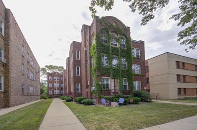 /international/us/10535-s-hale-avenue-chicago-il-110107574243/
