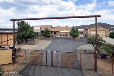 /international/us/965-s-gunsmoke-drive-dewey-humboldt-az-110100690430/