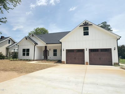 /international/us/607-salisbury-street-kernersville-nc-110101499111/