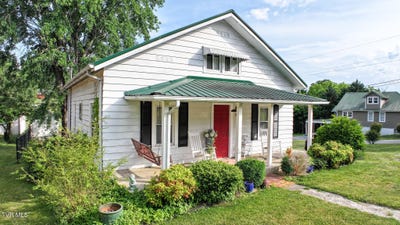 /international/us/515-s-mckee-street-greeneville-tn-110108415954/