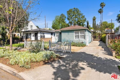 /international/us/425-w-riverside-dr-burbank-ca-110107608922/