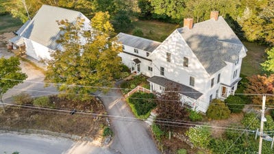 /international/us/32b-maple-street-andover-nh-110104437318/