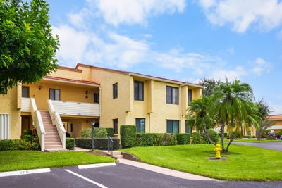 /international/us/5363-se-miles-grant-road-stuart-fl-110107059297/