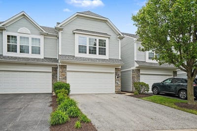 /international/us/608-hawley-drive-oswego-il-110108253993/