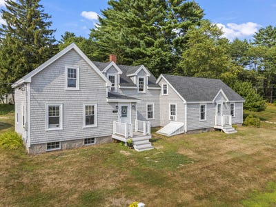 /international/us/106-clay-hill-road-york-me-110101508009/?lang=en