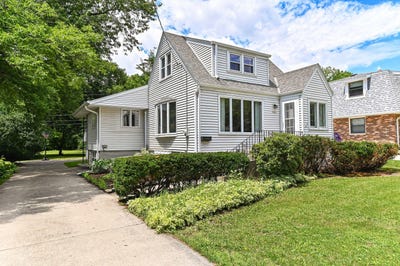 /international/us/3445-s-96th-st-milwaukee-wi-110109059480/