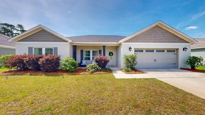 /international/us/103-live-oak-court-headland-al-110107882653/