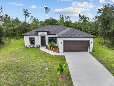 /international/us/1103-east-7th-st-lehigh-acres-fl-110098749682/