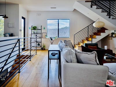 /international/us/6111-monterey-rd-los-angeles-ca-110108443069/