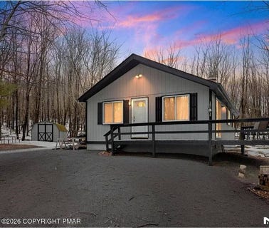 /international/us/102-winding-way-albrightsville-pa-110120020673/