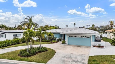 /international/us/11425-5th-street-e-treasure-island-fl-110120069345/