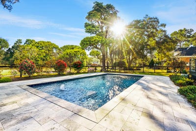 /international/us/1015-casseque-province-mount-pleasant-sc-110106353371/