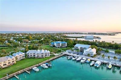 /international/us/8302-marina-villas-drive-unit-8302-marathon-fl-110084347003/