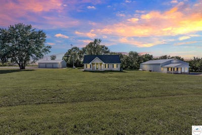 /international/us/430-lewis-drive-syracuse-mo-110107965084/