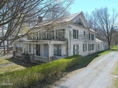 /international/us/30-e-main-street-cambridge-ny-110106280083/