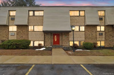 /international/us/20-pierces-road-newburgh-ny-110106238656/