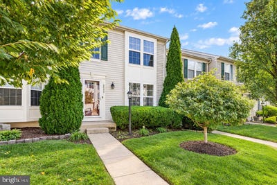 /international/us/9055-falcon-glen-court-bristow-va-110120424090/