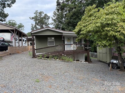 /international/us/297-299-lake-tillery-trail-unit-e112-113-mount-gilead-nc-110101372737/?lang=fr
