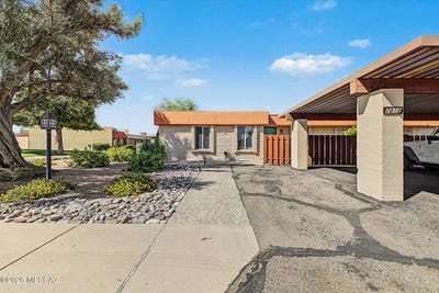 /international/us/7812-e-kenyon-drive-tucson-az-110120423669/