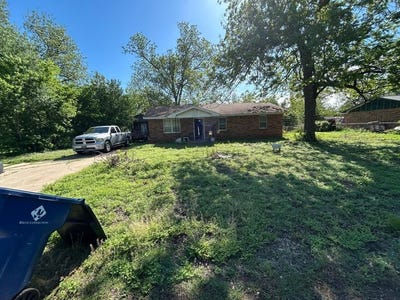 /international/us/1106-n-11th-street-chickasha-ok-110107455659/