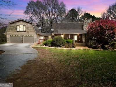 /international/us/330-country-kitchen-road-barnesville-ga-110108445809/