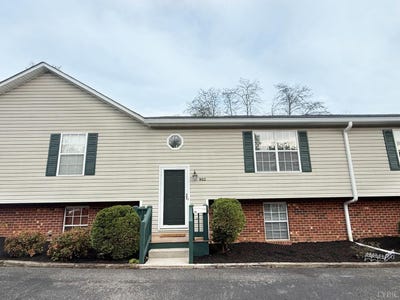 /international/us/902-goose-meadow-drive-forest-va-110107006967/