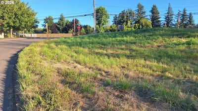 /international/us/2075-ne-240th-ave-woodvillage-or-110099638163/