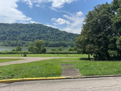 /international/us/517-grant-street-mcmechen-wv-110097019571/?lang=zh-tw
