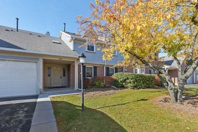/international/us/204-dublin-lane-schaumburg-il-110106309370/