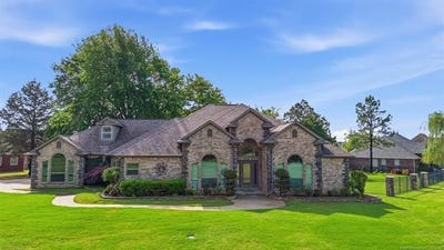 /international/us/102-cambridge-road-fort-gibson-ok-110108396502/
