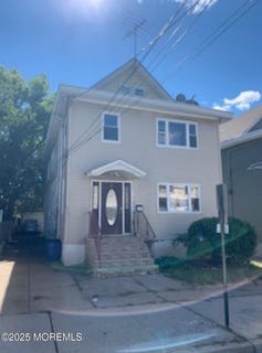 /international/us/9-van-cleve-avenue-clifton-nj-110100417100/