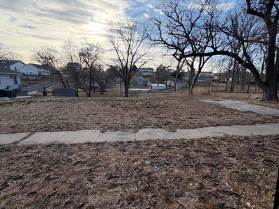 /international/us/0000-arapahoe-street-benkelman-ne-110106957930/