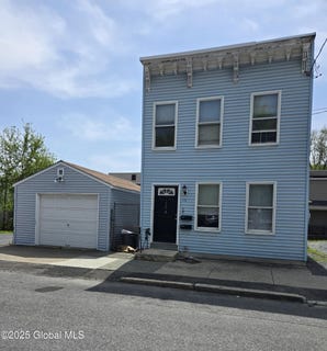 /international/us/178-spring-street-albany-ny-110099080605/